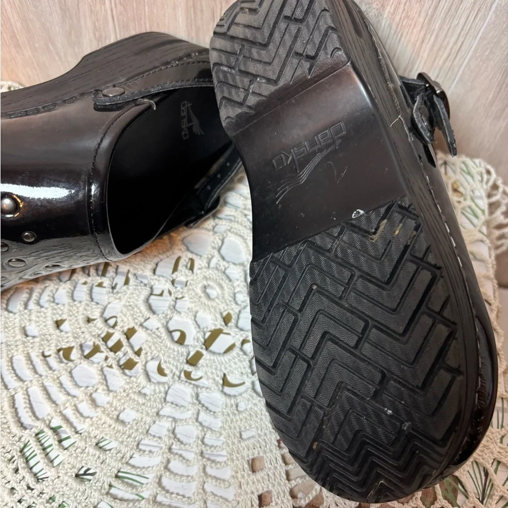 Dansko Jemma Kids Shiny Black Patent Leather Clog Shoes